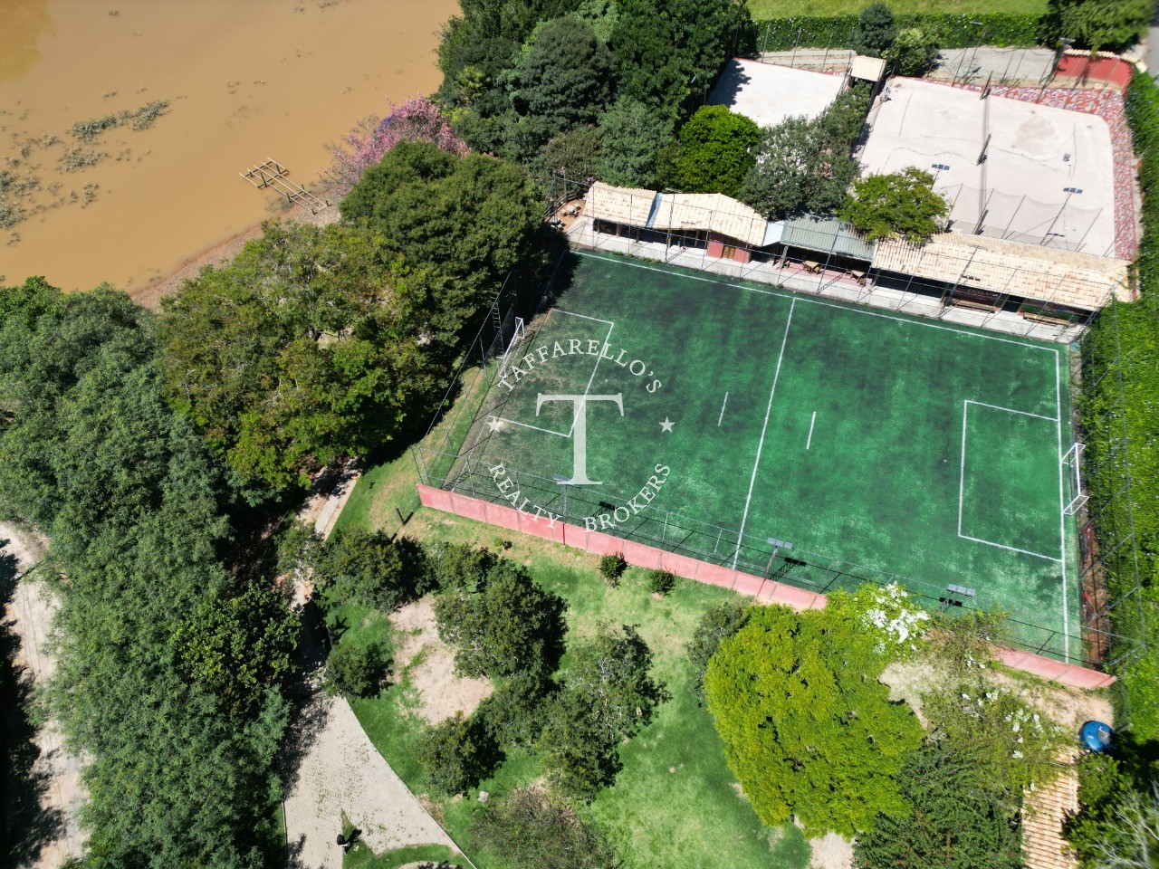 Fazenda à venda com 4 quartos, 500m² - Foto 5