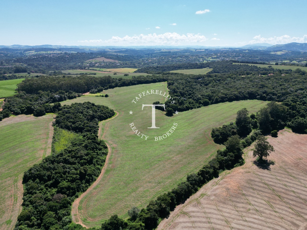 Fazenda à venda com 1 quarto, 366050m² - Foto 7