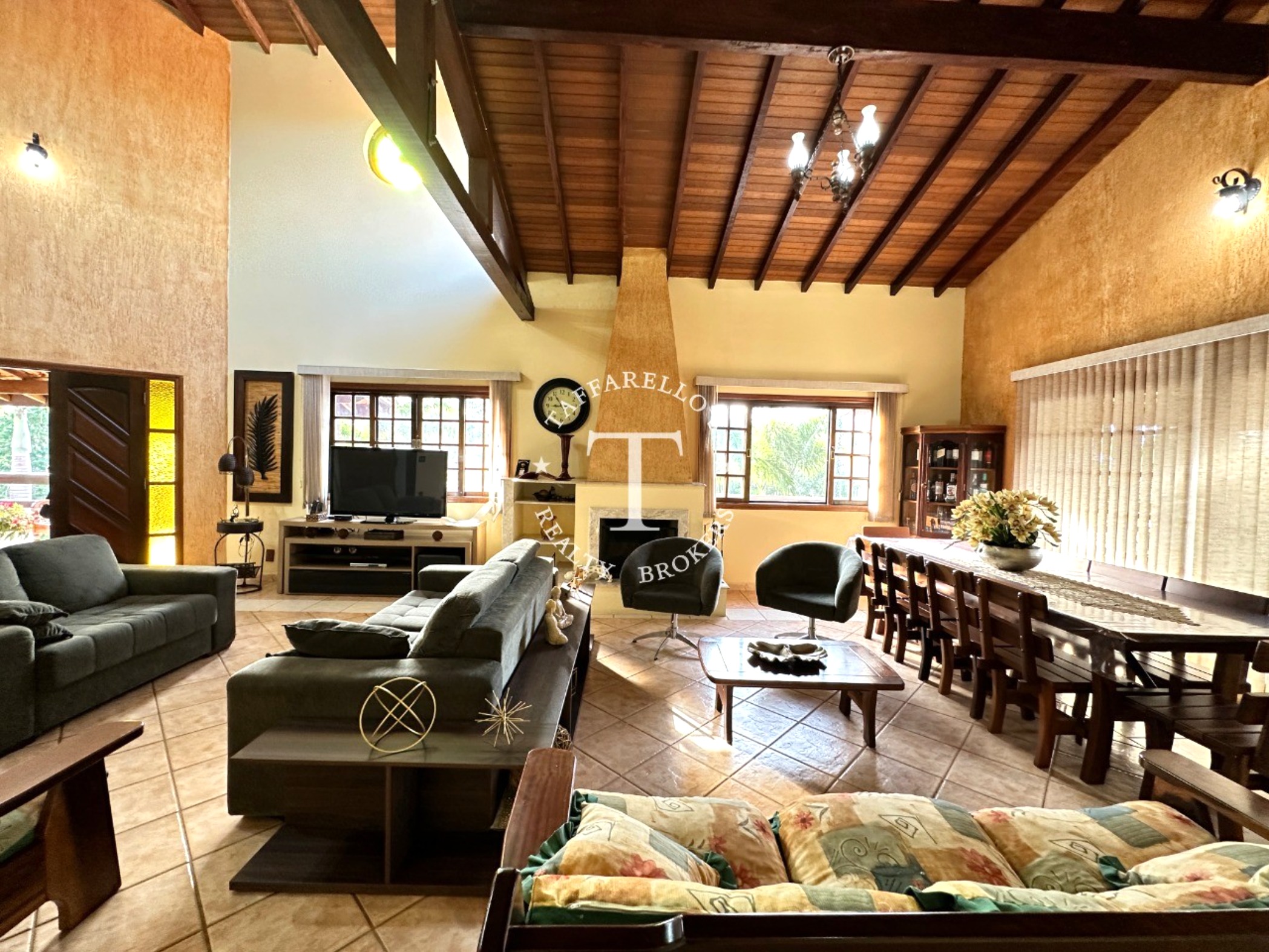 Casa de Condomínio à venda com 4 quartos, 320m² - Foto 17