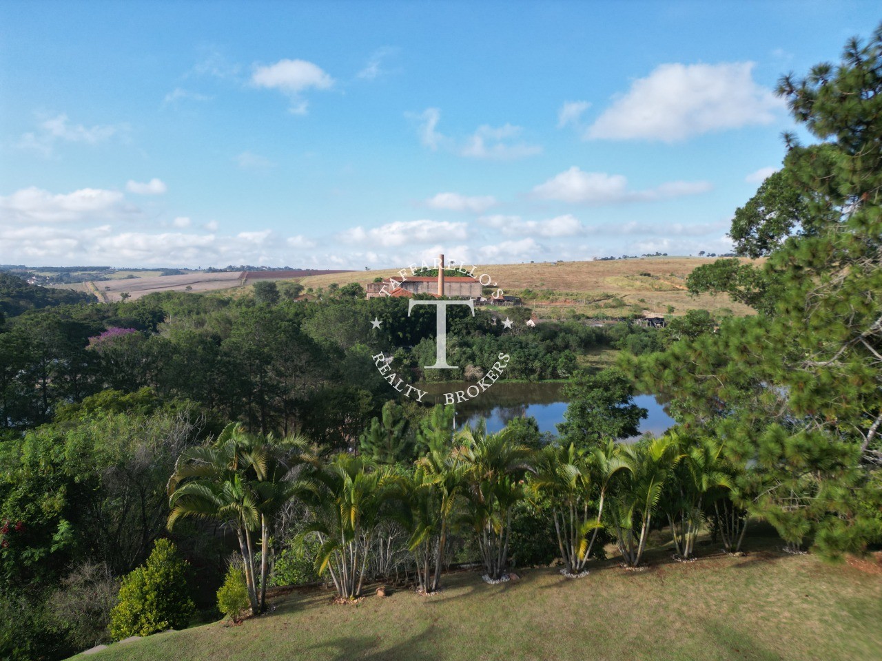 Casa de Condomínio à venda com 4 quartos, 320m² - Foto 10