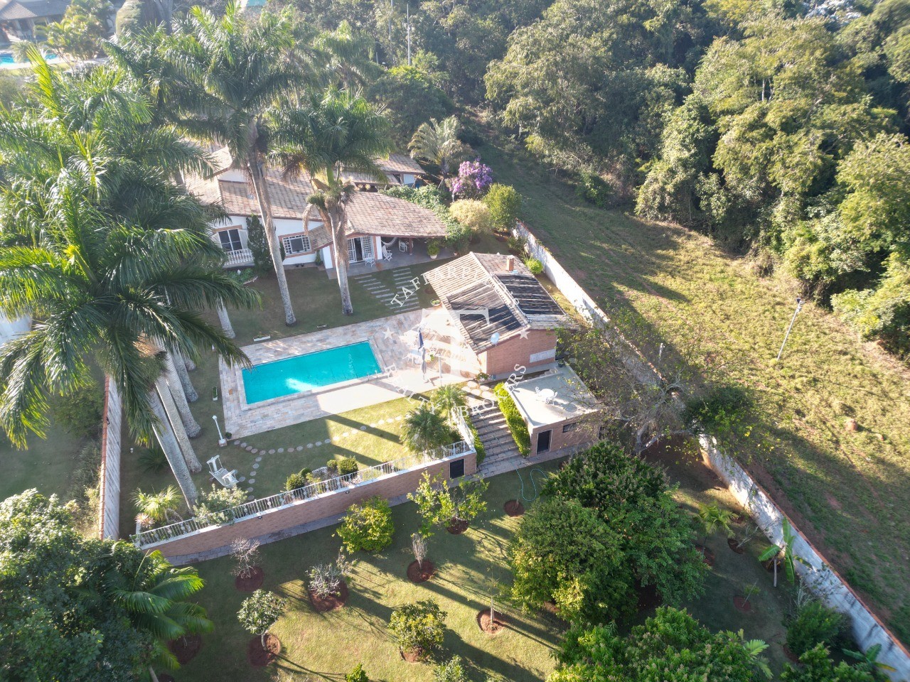 Casa de Condomínio à venda com 3 quartos, 254m² - Foto 5