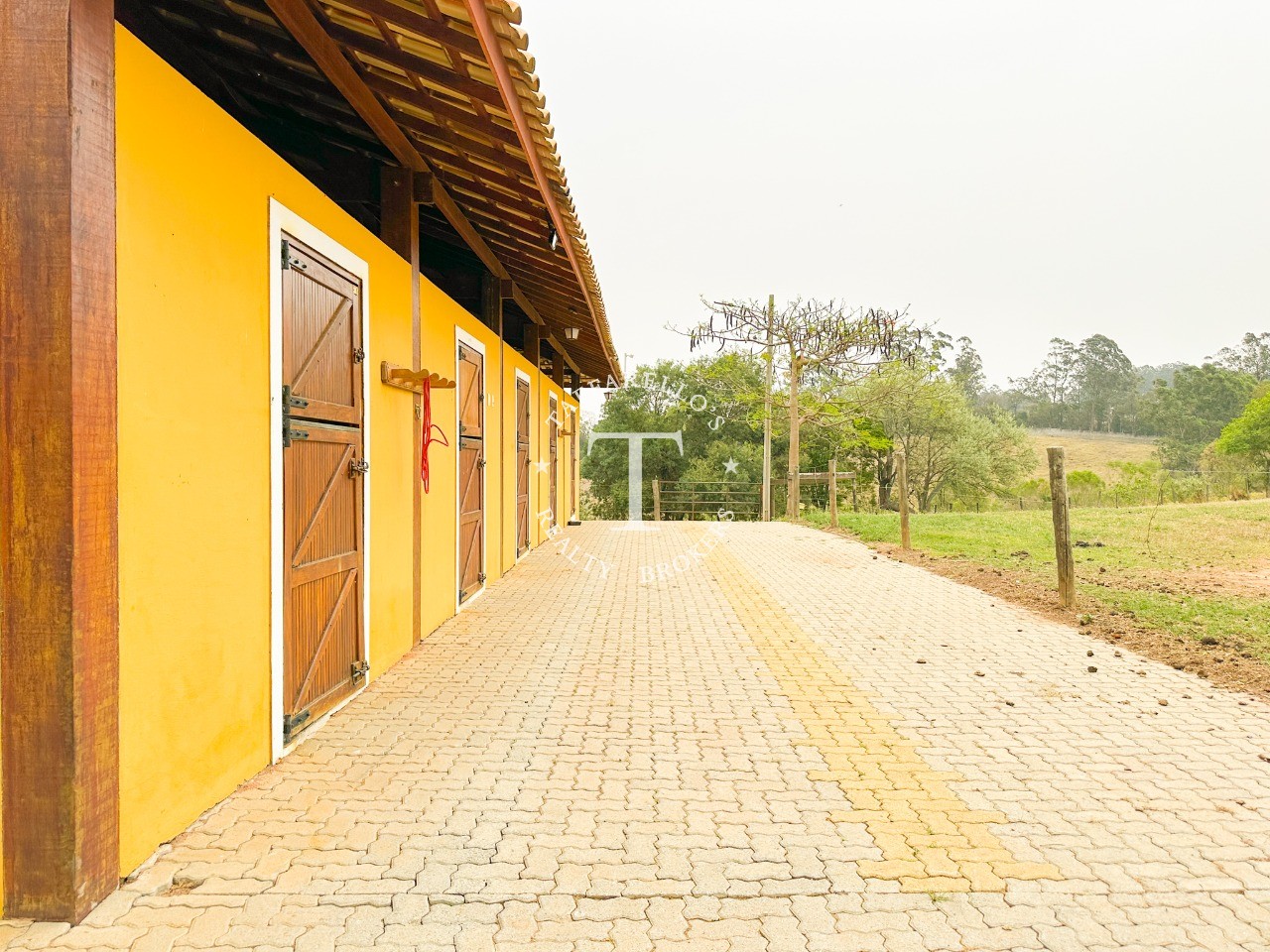 Fazenda à venda com 2 quartos, 1050m² - Foto 37