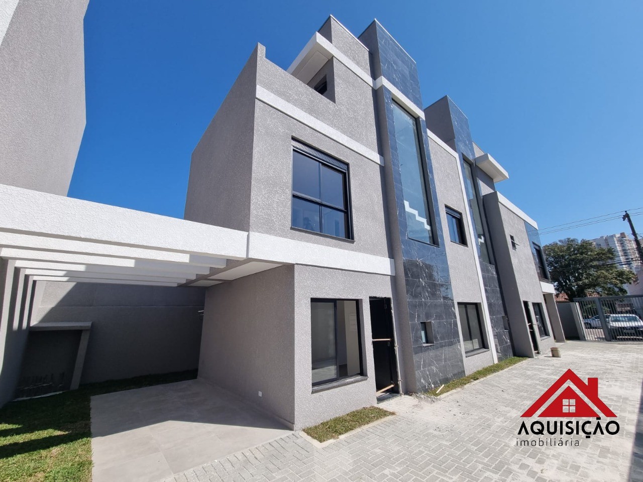 SOBRADO RESIDENCIAL em CURITIBA - PR, CAMPO COMPRIDO