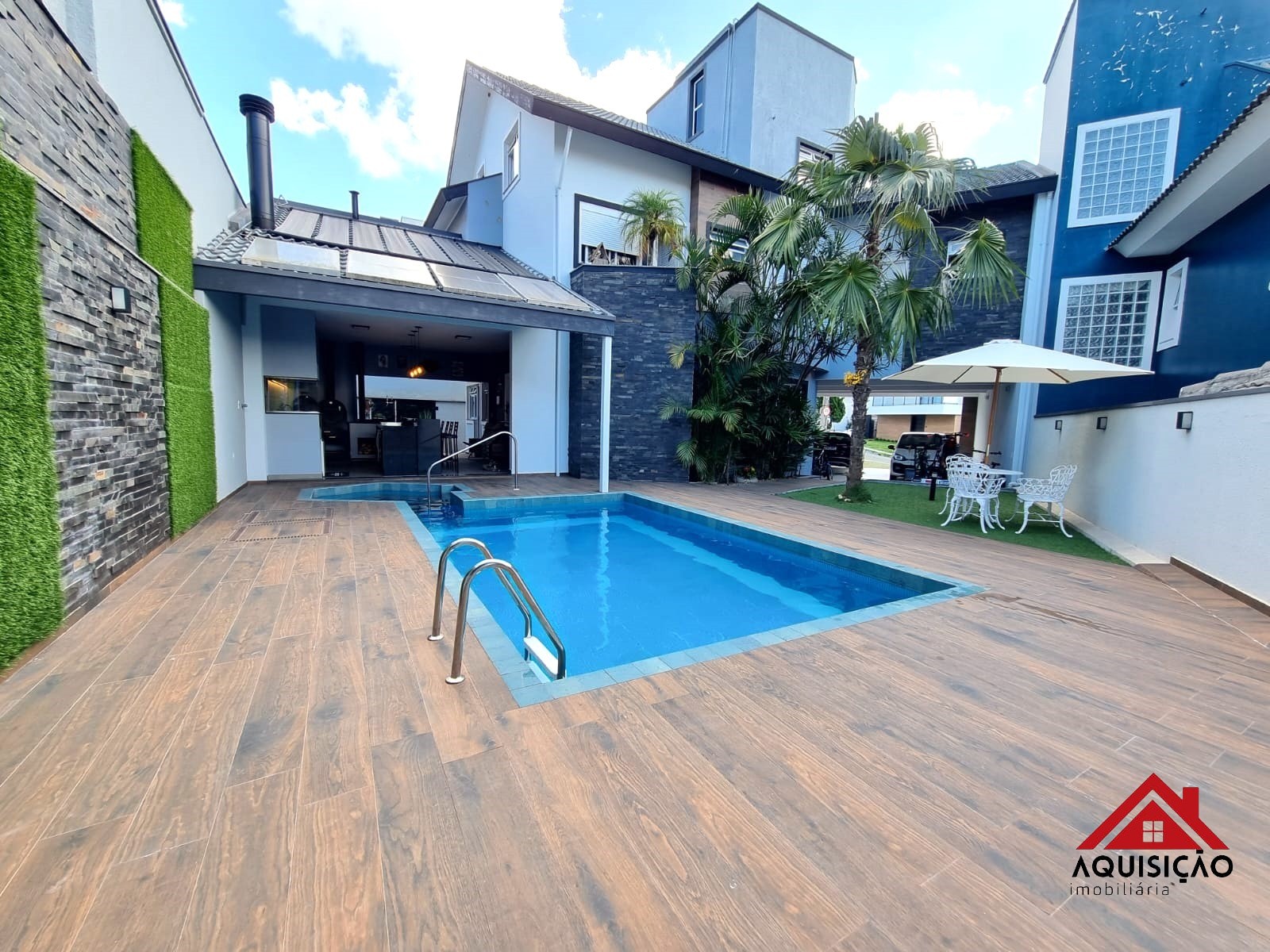 CASA RESIDENCIAL em CURITIBA - PR, UBERABA