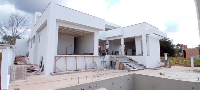 Casa à venda com 4 quartos, 650m² - Foto 17