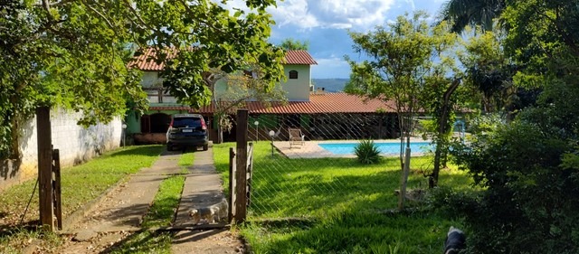 Chácara à venda com 5 quartos, 254m² - Foto 3