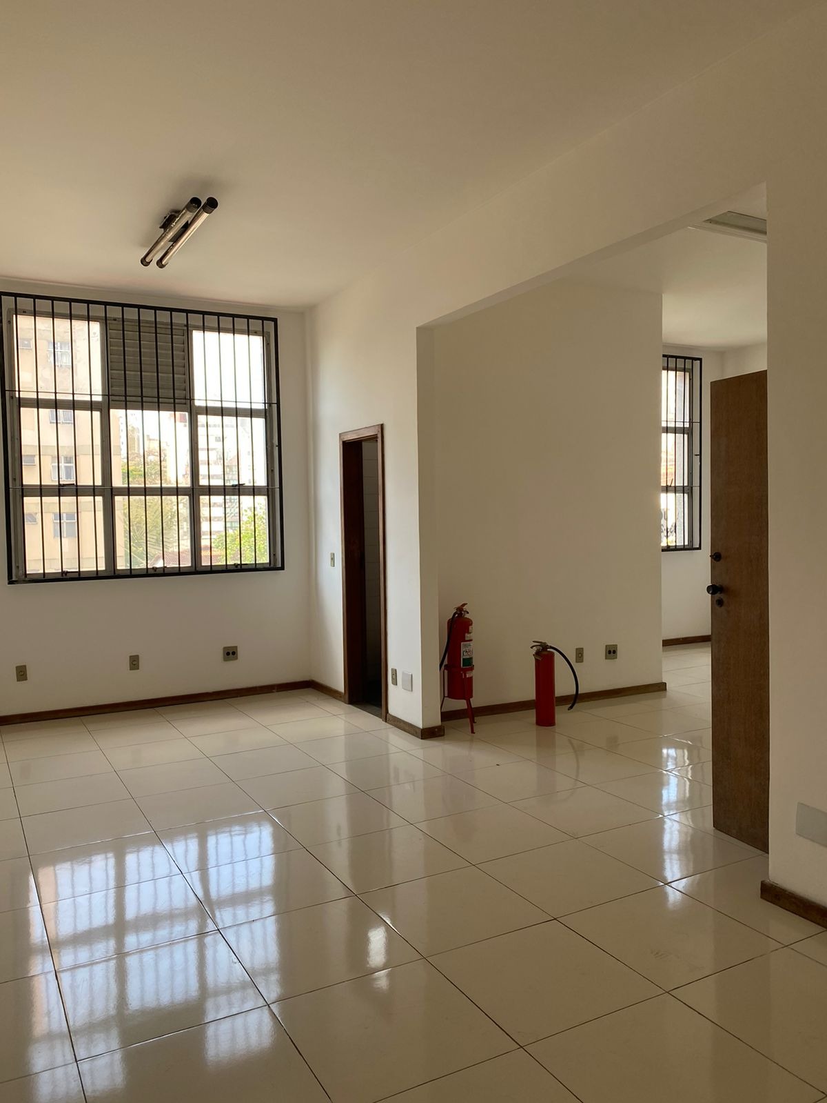 Conjunto Comercial-Sala para alugar, 56m² - Foto 1