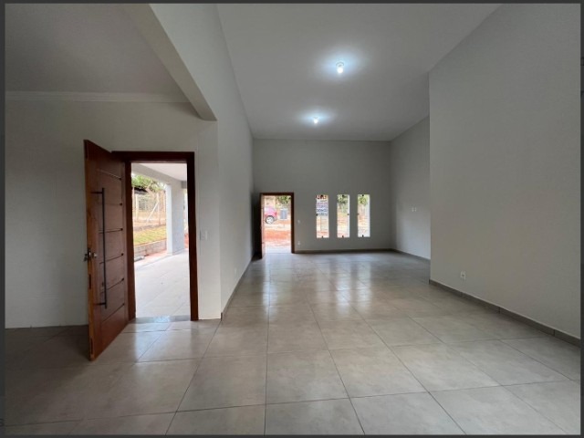 Chácara à venda com 3 quartos, 180m² - Foto 4