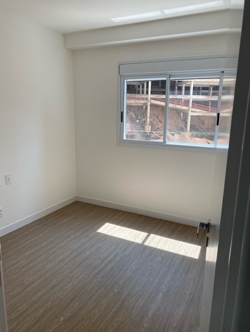 Apartamento à venda com 3 quartos, 101m² - Foto 8