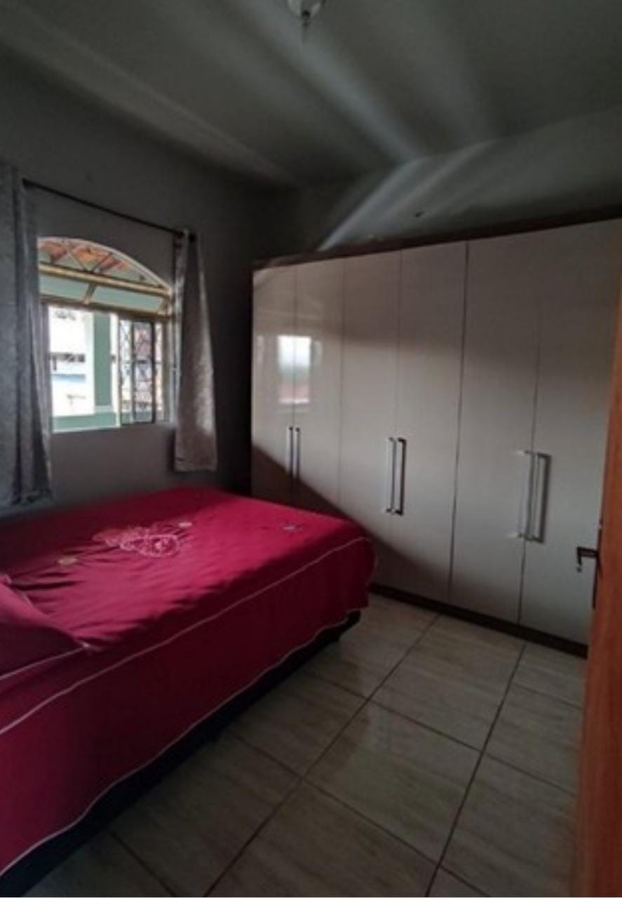 Casa à venda com 4 quartos, 140m² - Foto 6