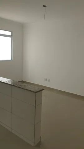 Apartamento à venda com 2 quartos, 60m² - Foto 4