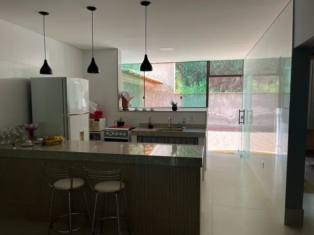 Casa à venda com 3 quartos, 280m² - Foto 5