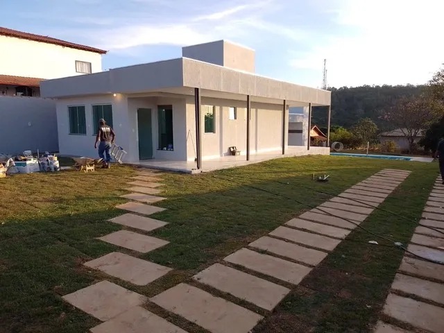 Casa à venda com 3 quartos, 200m² - Foto 2