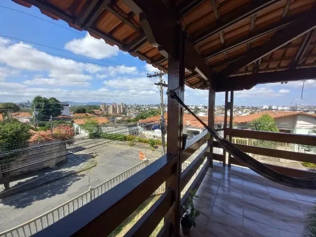 Casa para alugar com 4 quartos, 500m² - Foto 18