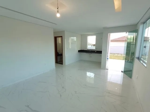 Casa à venda com 3 quartos, 200m² - Foto 10