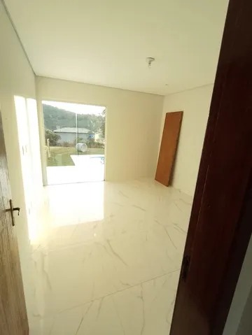 Casa à venda com 3 quartos, 200m² - Foto 12