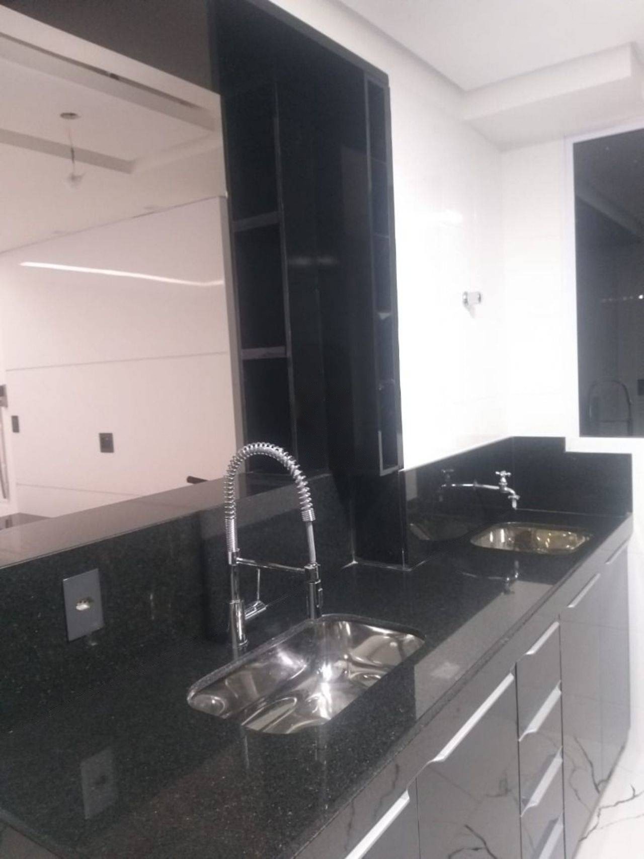 Apartamento à venda com 2 quartos, 49m² - Foto 4