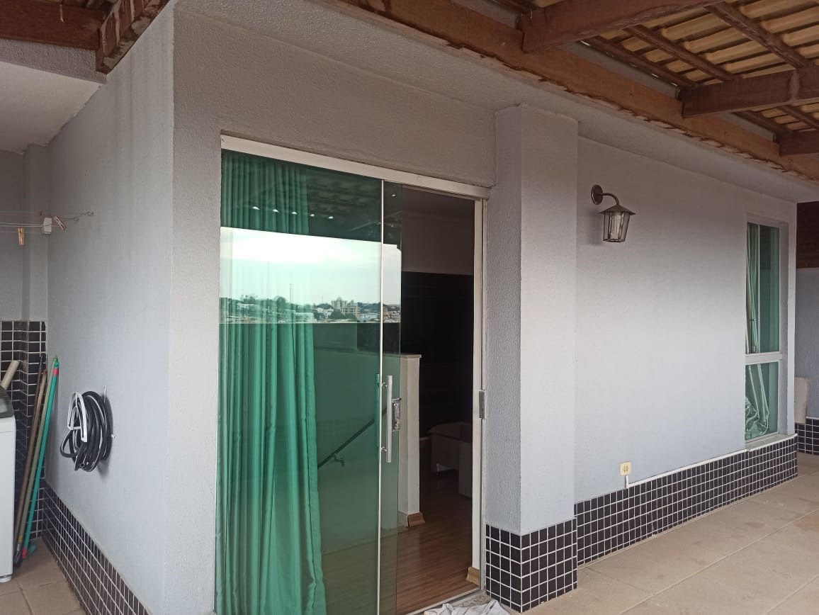 Cobertura à venda com 2 quartos, 94m² - Foto 1