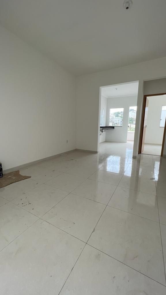 Casa à venda com 3 quartos, 131m² - Foto 3