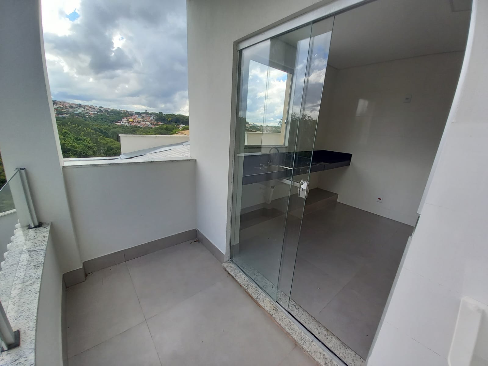 Casa à venda com 3 quartos, 120m² - Foto 9