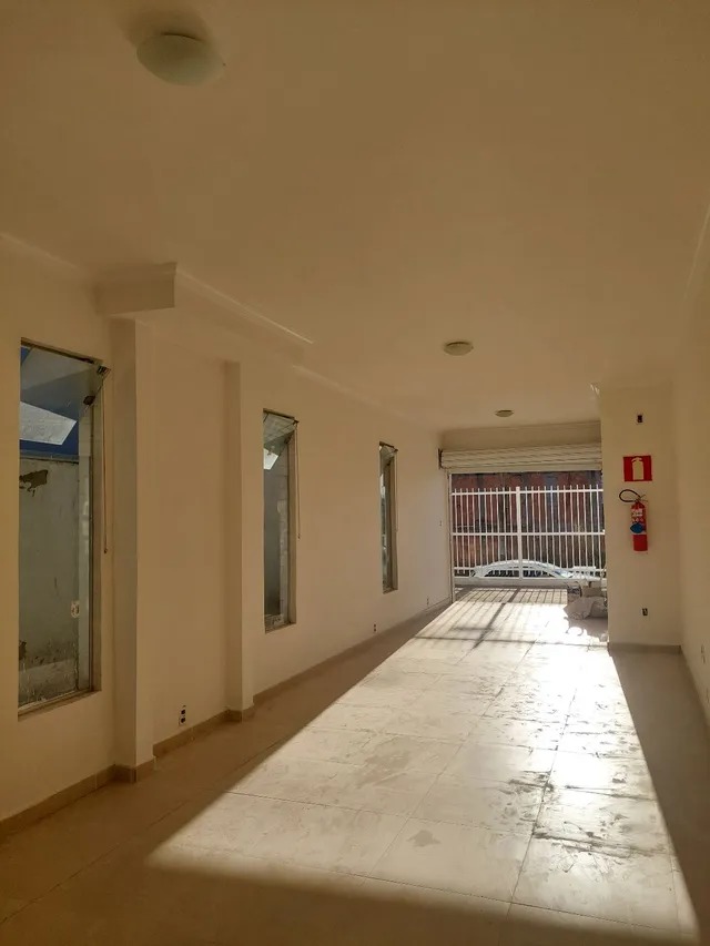 Loja-Salão à venda, 240m² - Foto 1