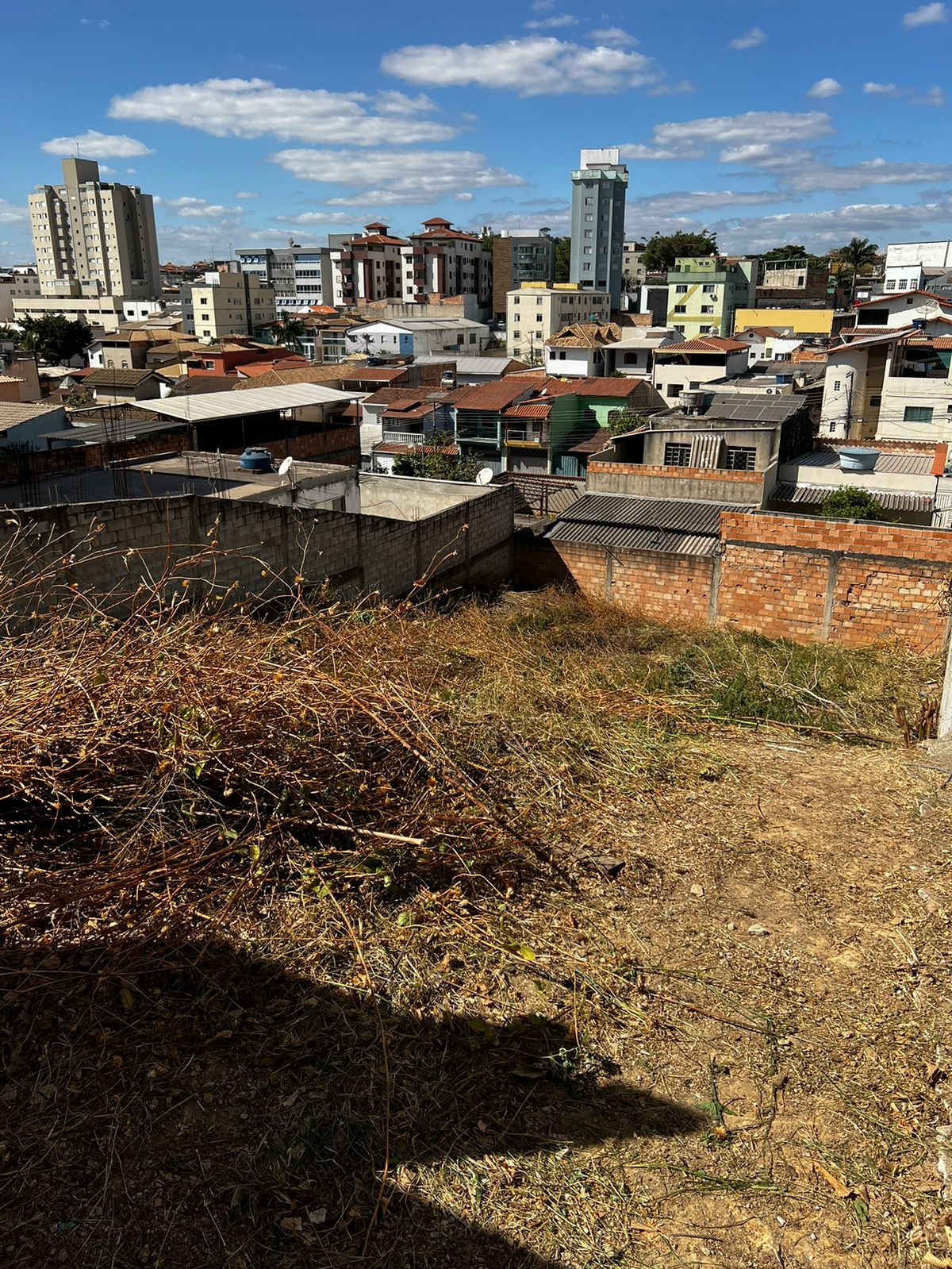 Terreno à venda, 420m² - Foto 1