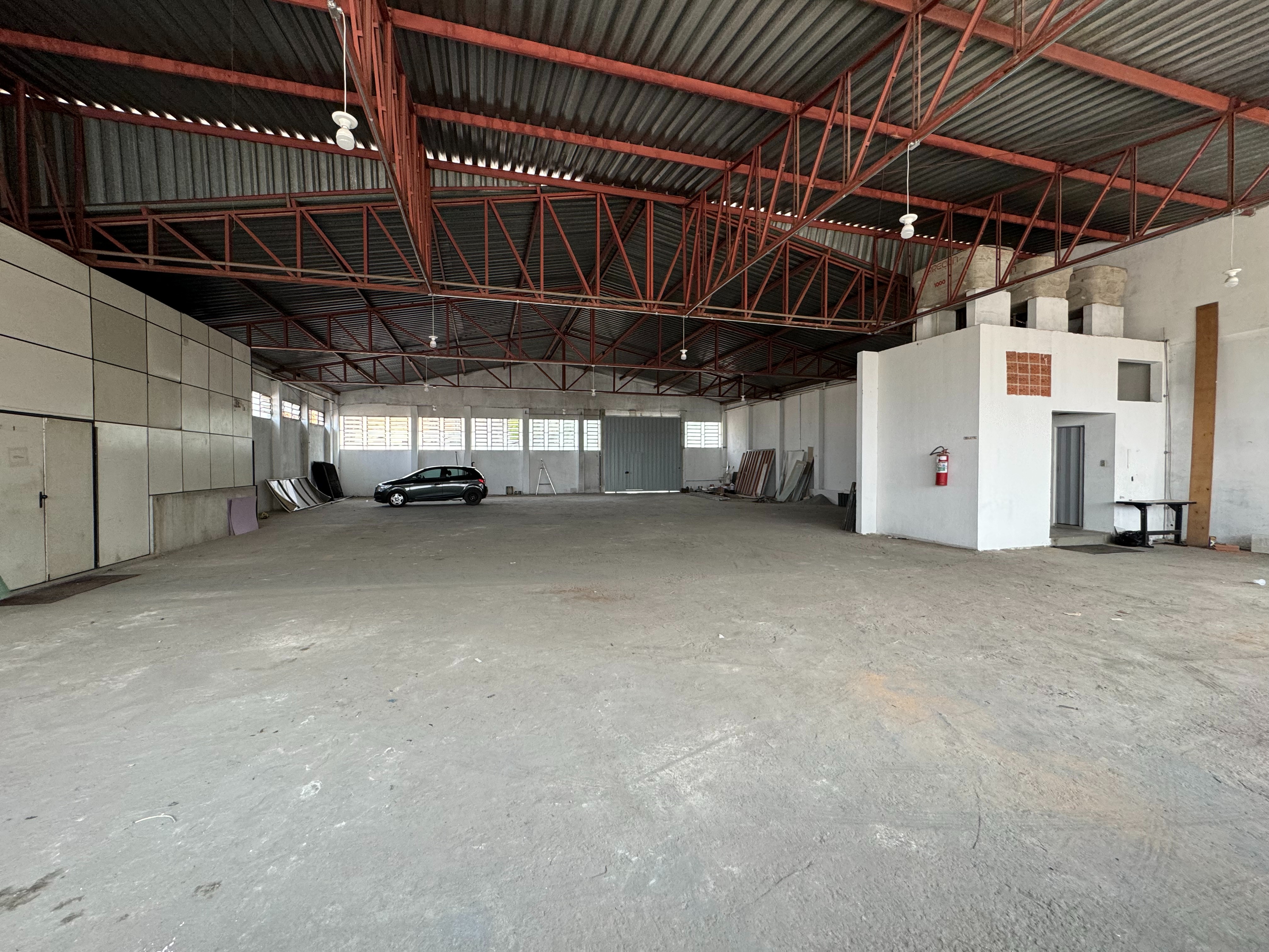 Depósito-Galpão-Armazém para alugar, 520m² - Foto 2