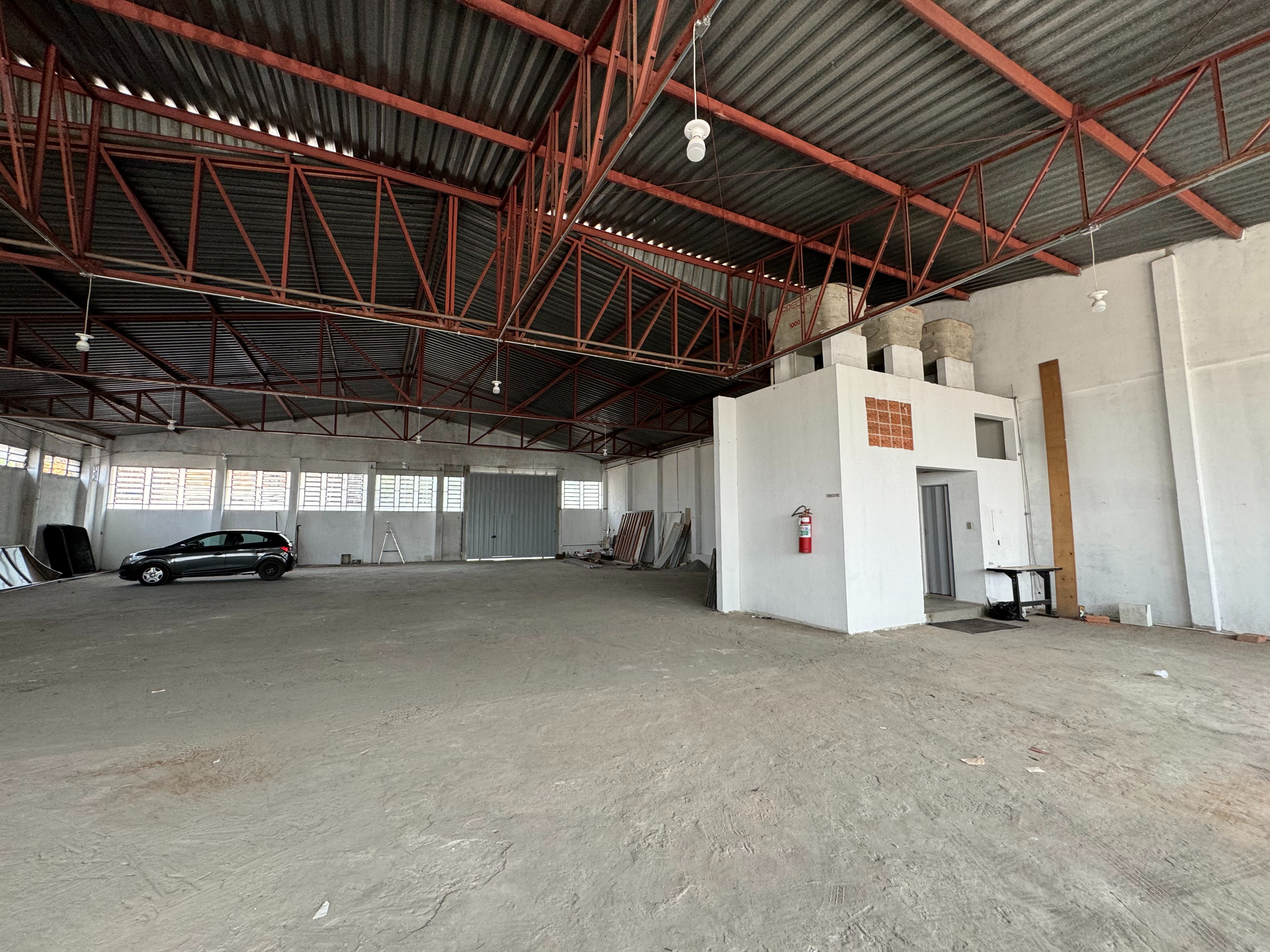 Depósito-Galpão-Armazém para alugar, 520m² - Foto 4