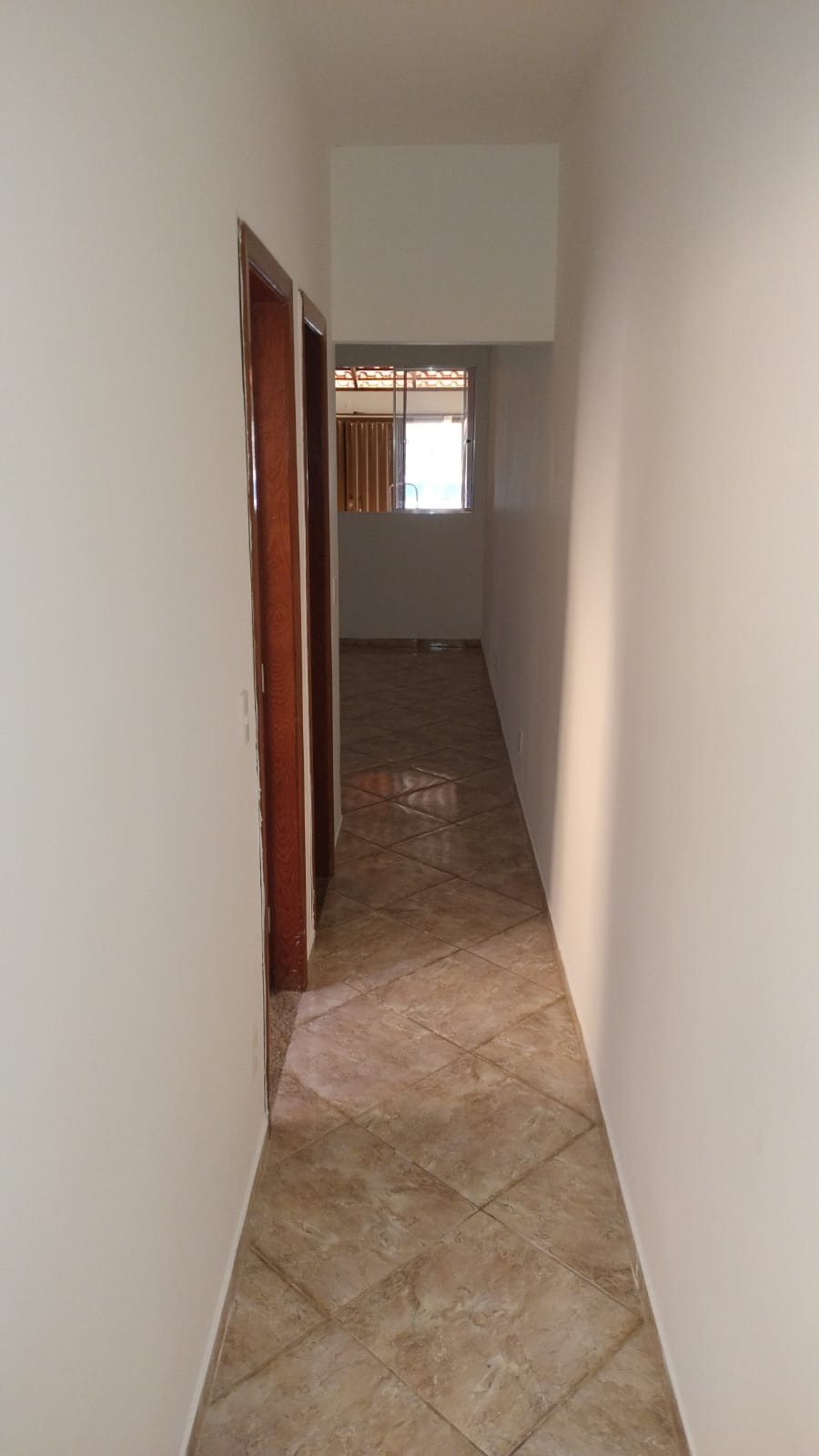 Casa à venda com 3 quartos, 100m² - Foto 3