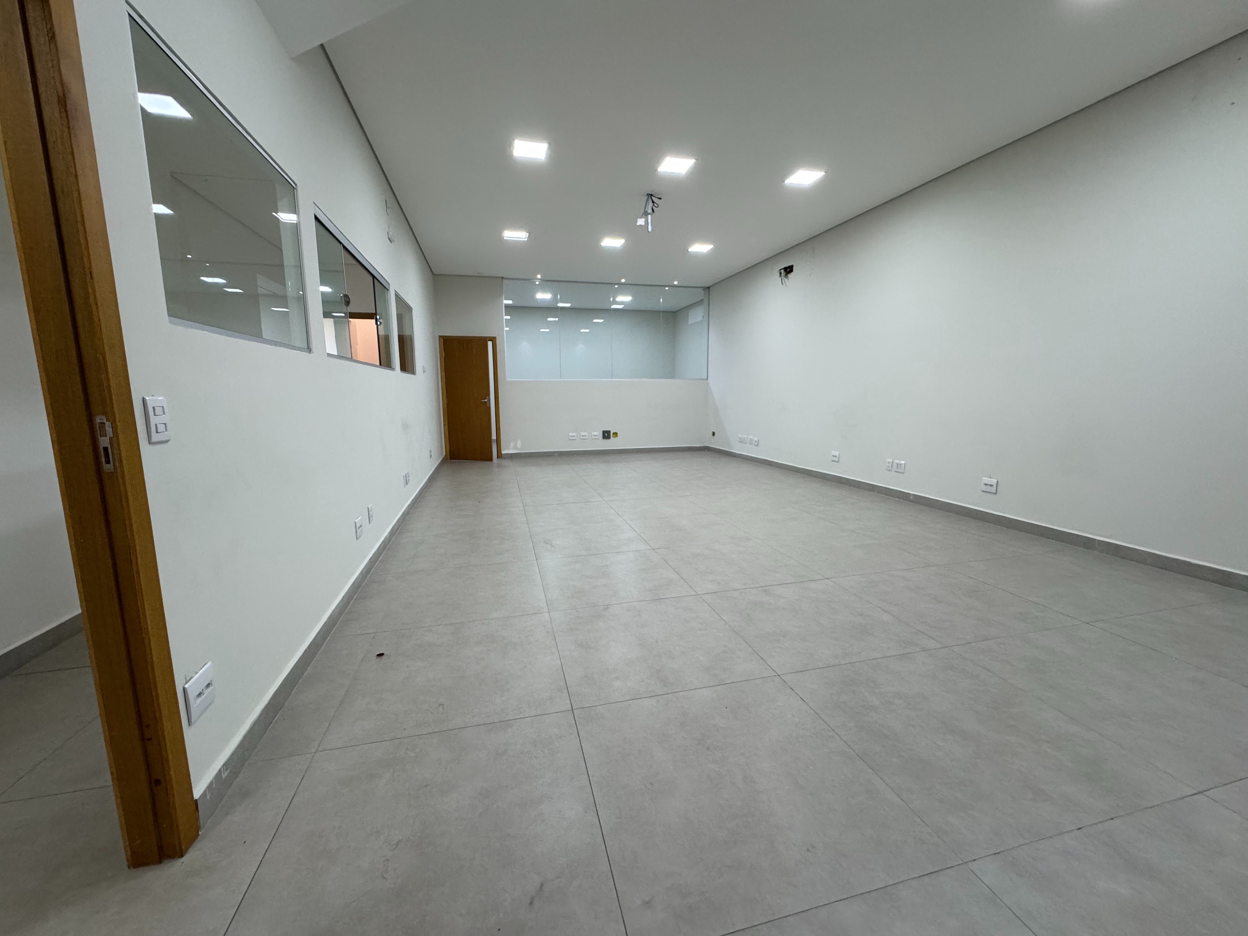 Loja-Salão para alugar, 600m² - Foto 13