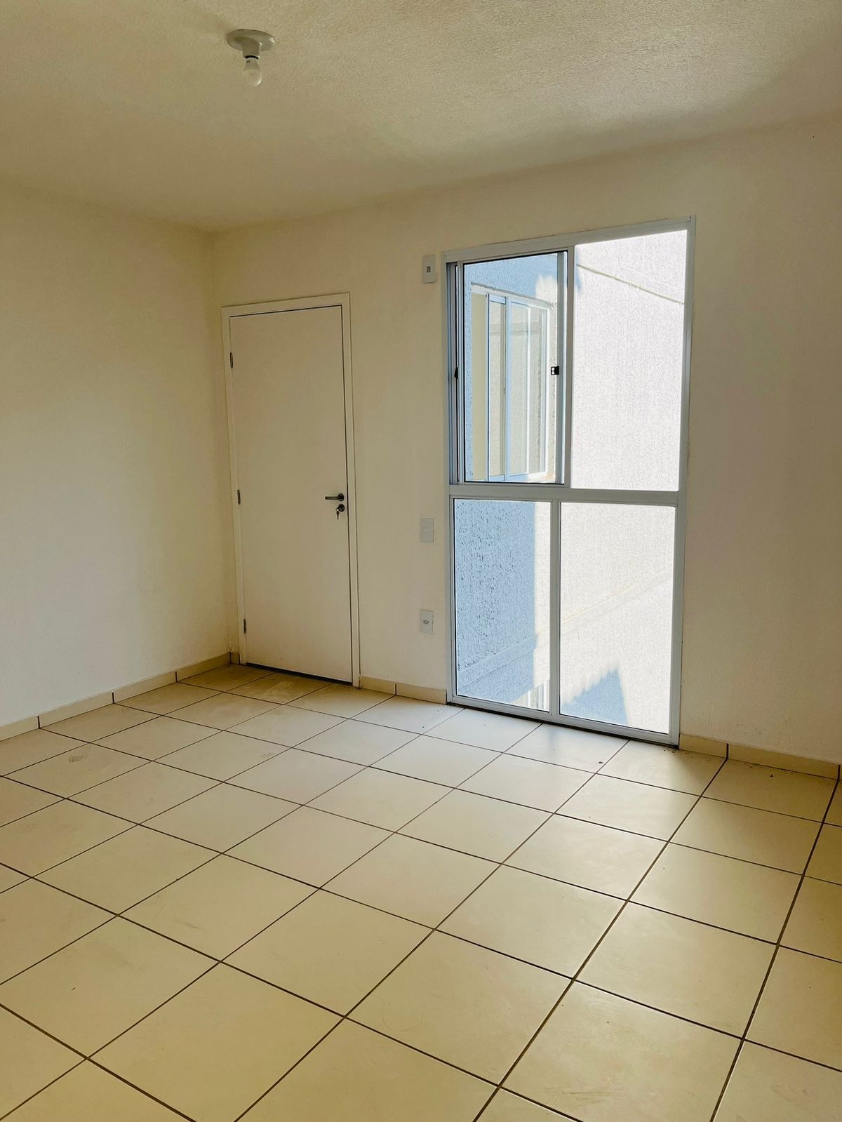 Apartamento à venda com 2 quartos, 43m² - Foto 1