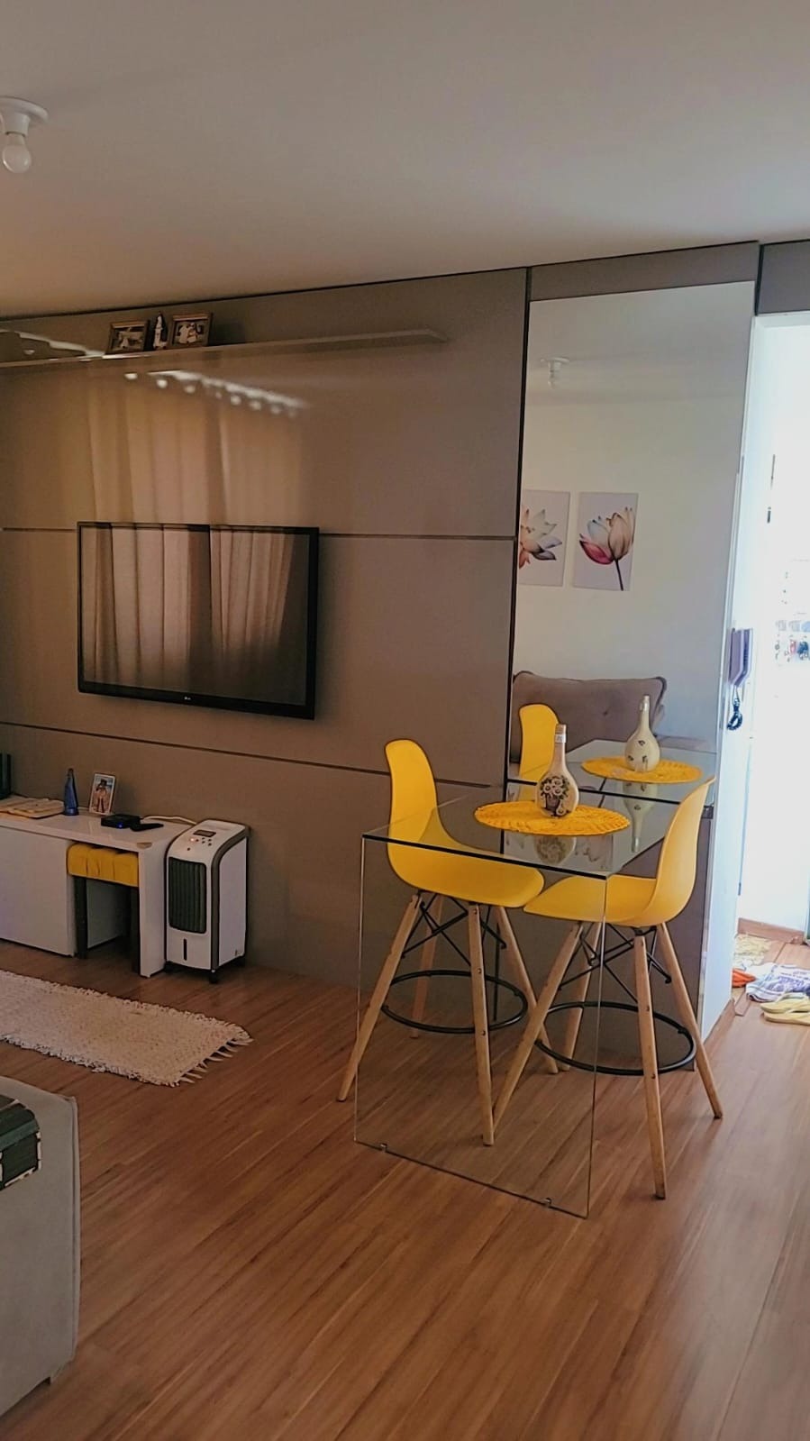 Apartamento à venda com 2 quartos, 55m² - Foto 1