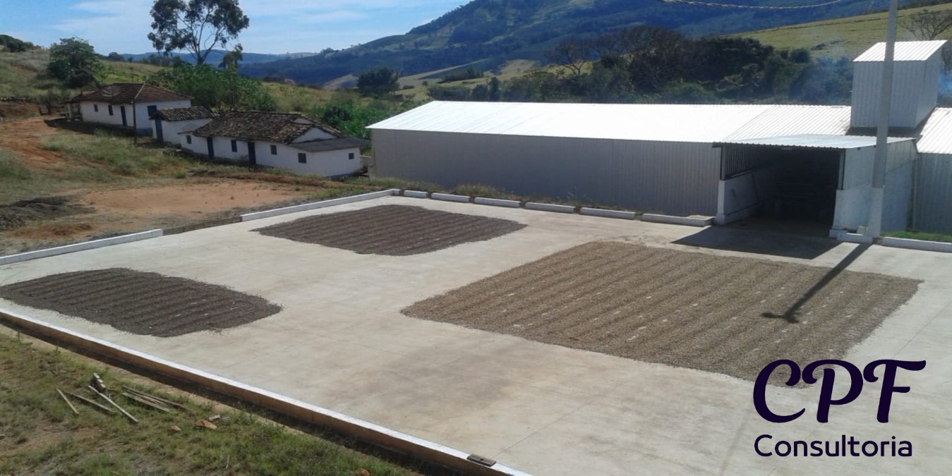 FAZENDA RURAL em POÇOS DE CALDAS - MG, CENTRO