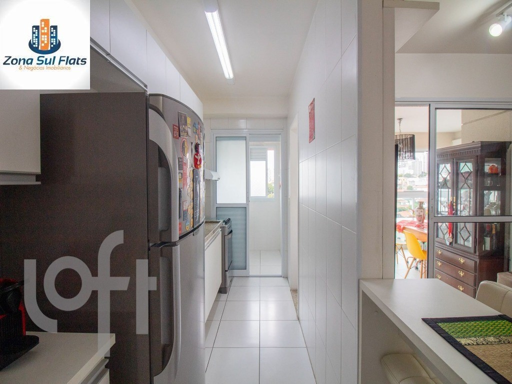 Apartamento à venda com 2 quartos, 66m² - Foto 29