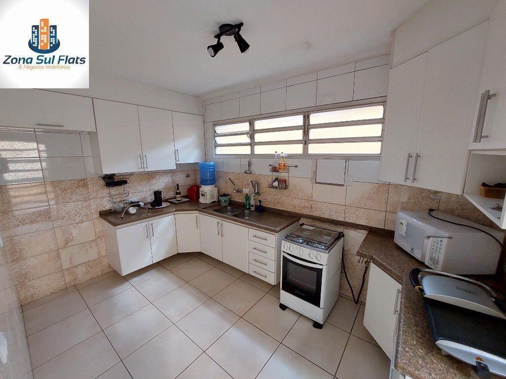 Casa à venda e aluguel com 4 quartos, 311m² - Foto 12