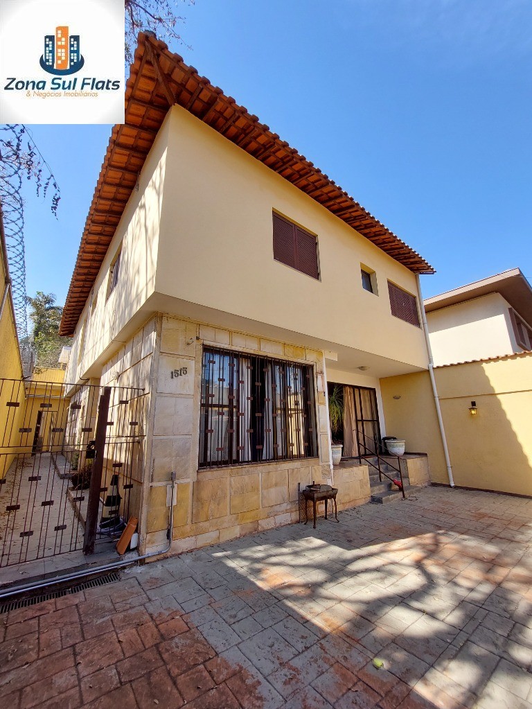 Casa à venda e aluguel com 4 quartos, 311m² - Foto 4