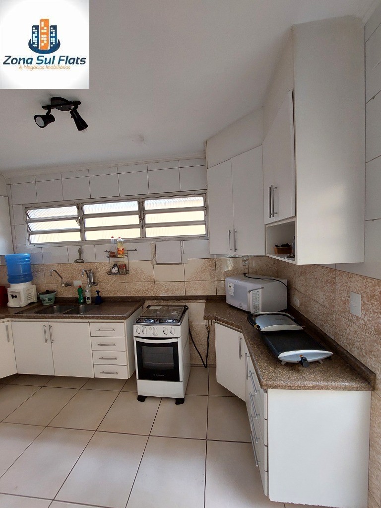 Casa à venda e aluguel com 4 quartos, 311m² - Foto 11