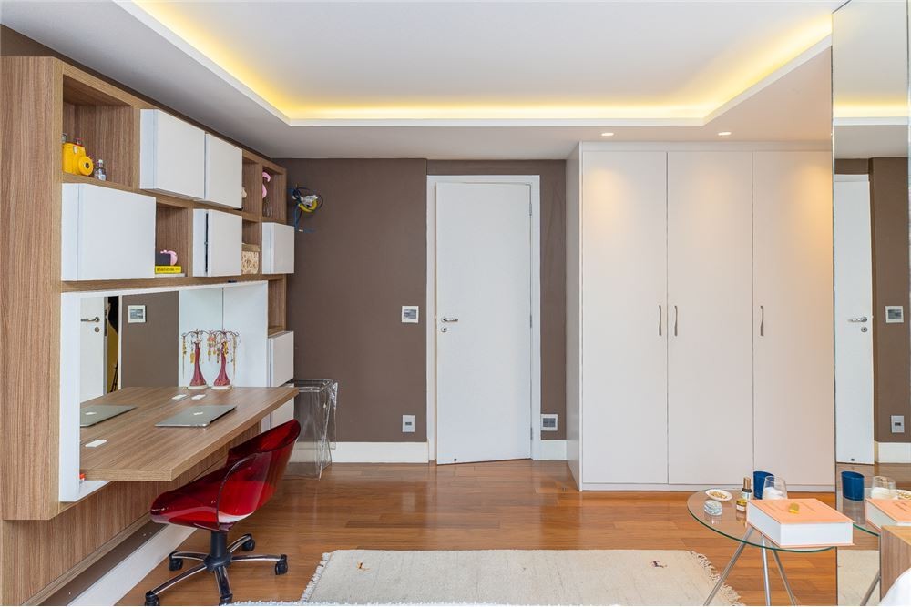 Apartamento à venda com 4 quartos, 335m² - Foto 29