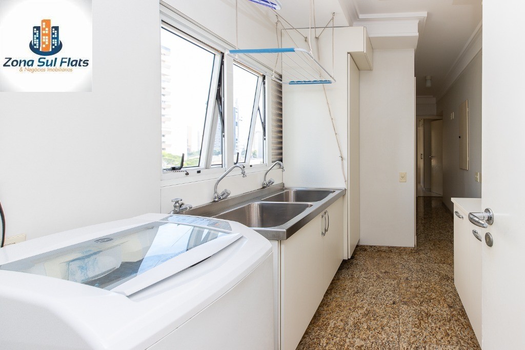 Apartamento à venda com 3 quartos, 243m² - Foto 40