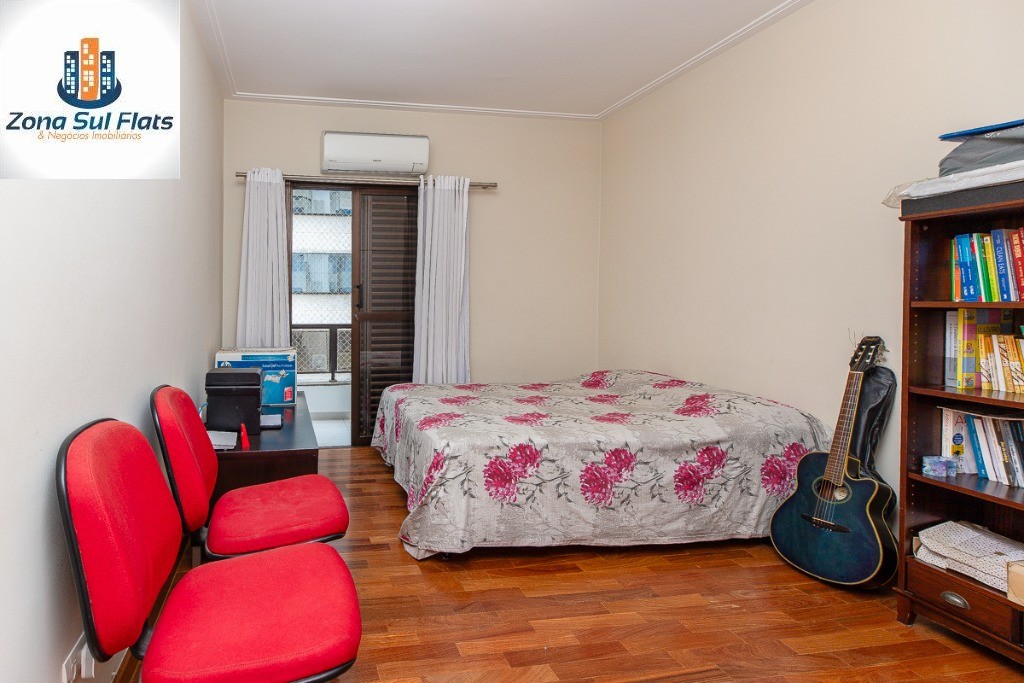 Apartamento à venda com 4 quartos, 223m² - Foto 32