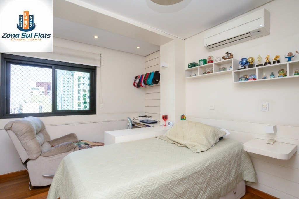 Apartamento à venda com 4 quartos, 235m² - Foto 35