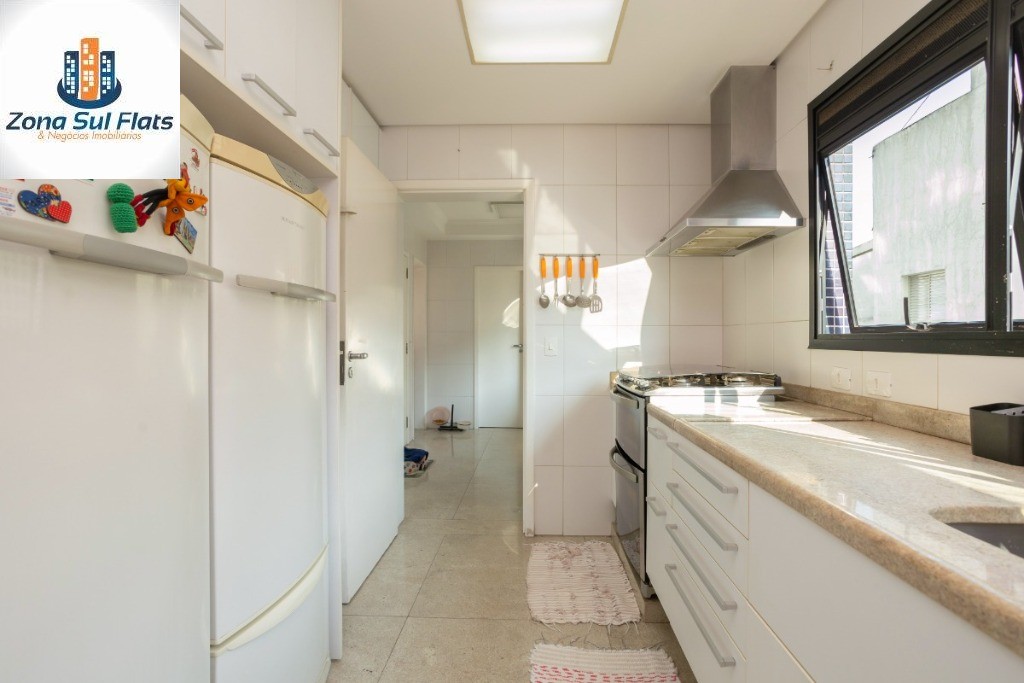 Apartamento à venda com 4 quartos, 235m² - Foto 14