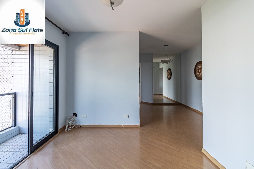 Apartamento à venda com 3 quartos, 78m² - Foto 2