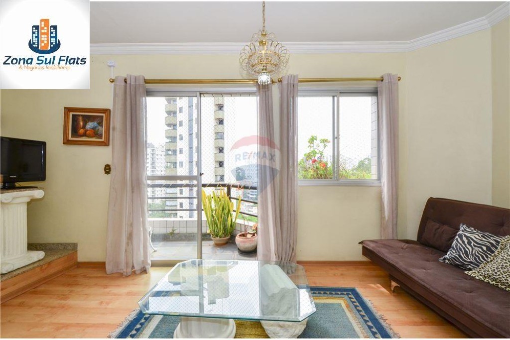 Apartamento à venda com 3 quartos, 136m² - Foto 1