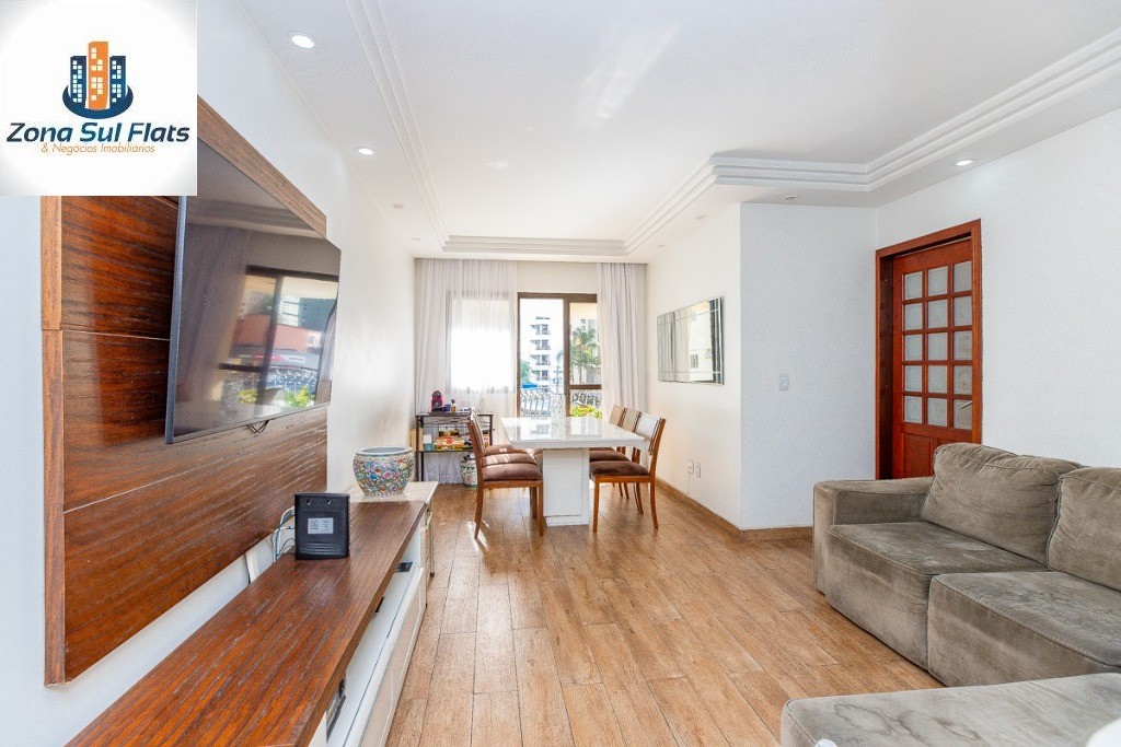 Apartamento à Venda Em Moema Com 3 Suítes e 2 Vagas - Varanda