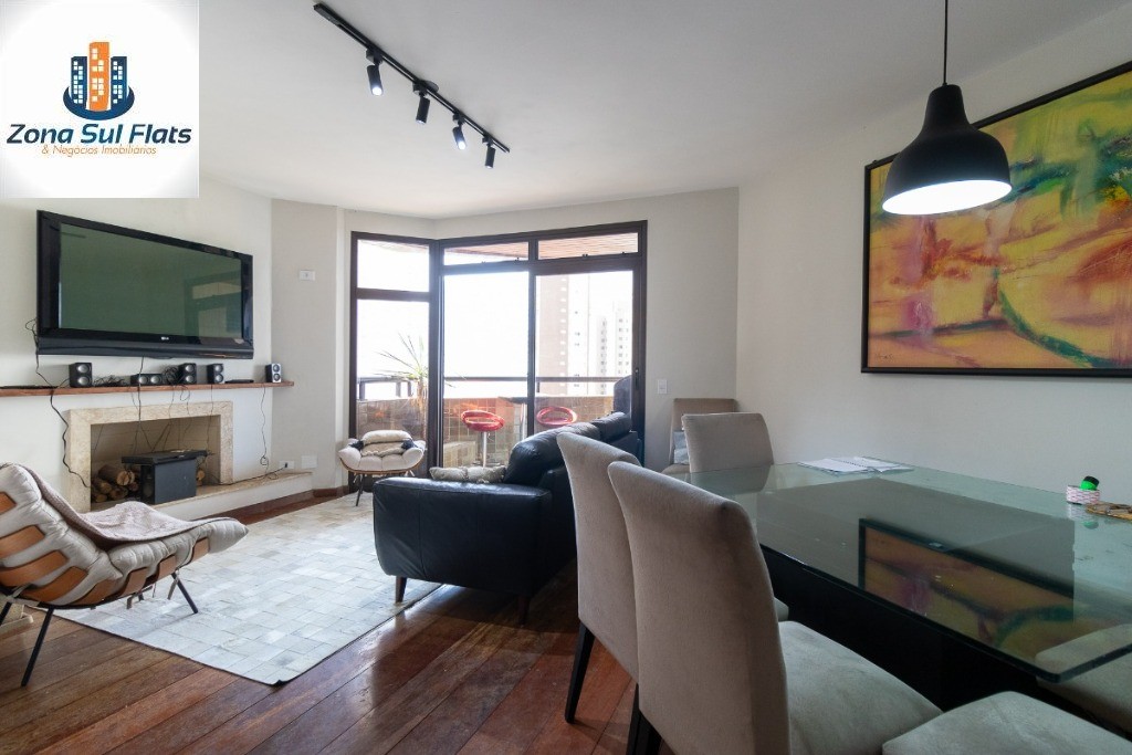 Apartamento à Venda Em Moema Com 3 Dormitórios Sendo 1 Suíte e 2 Vagas - Varanda