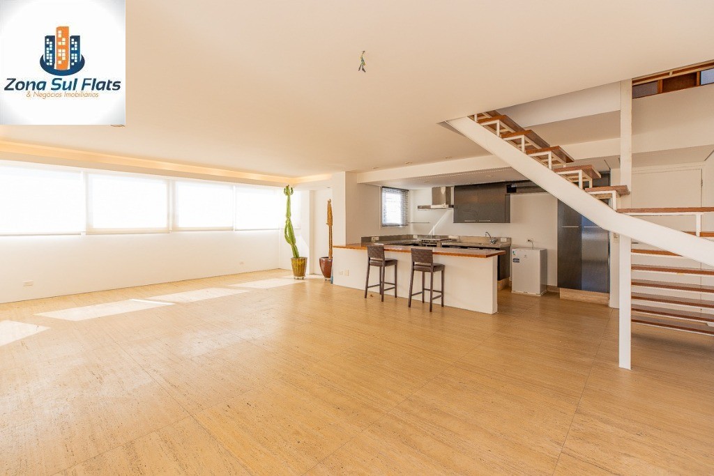 Apartamento Triplex à Venda Na Vila Nova Conceição Com 3 Suítes e 3 Vagas - Varanda