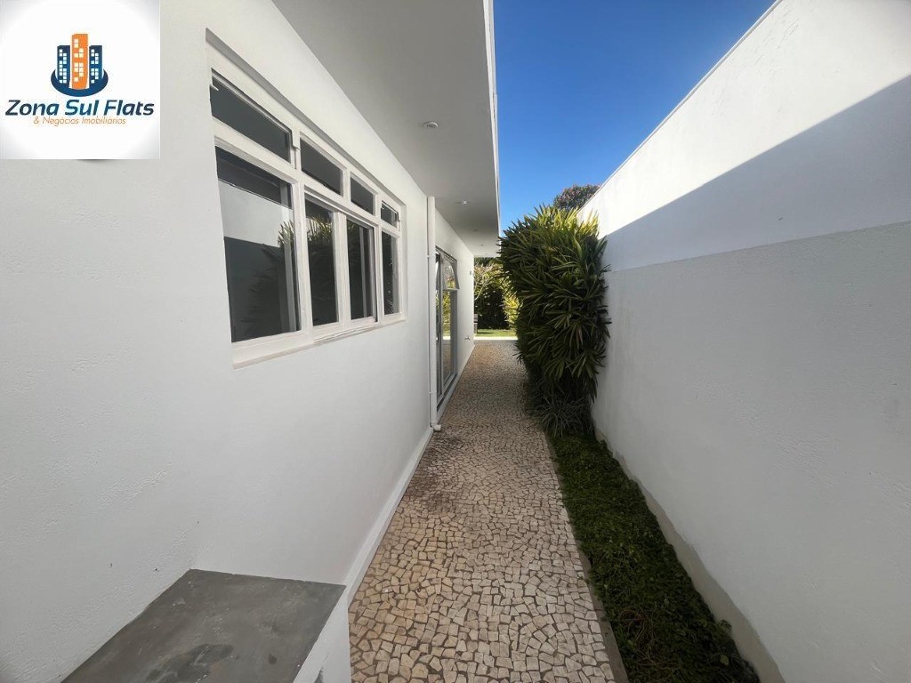 Casa à venda com 3 quartos, 296m² - Foto 23