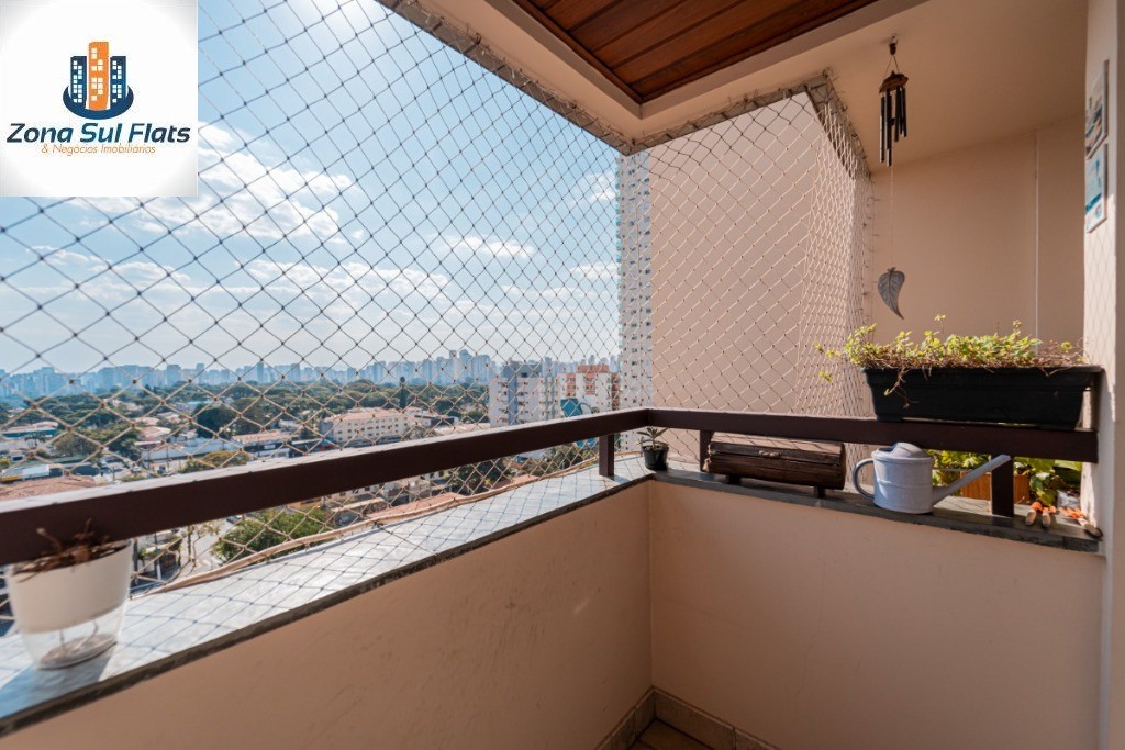 Apartamento à venda com 2 quartos, 70m² - Foto 10