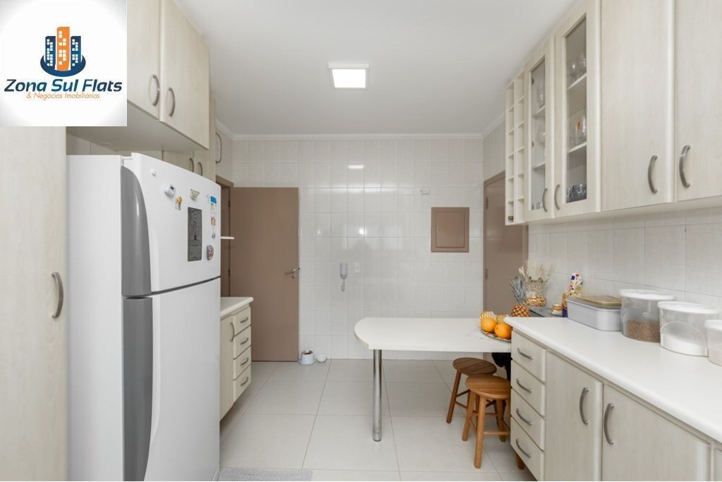 Apartamento à venda com 3 quartos, 117m² - Foto 11